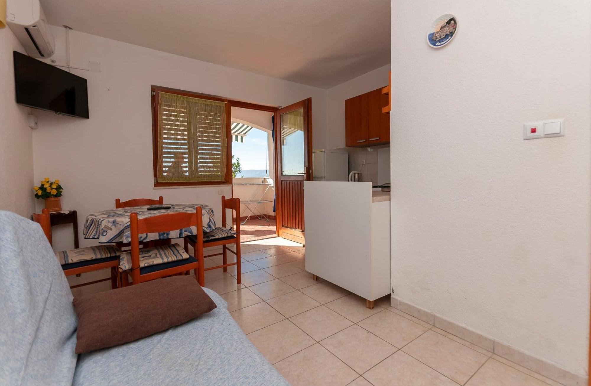 Apartments Niko Pisak Luaran gambar
